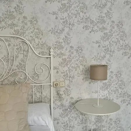 Amelia * 格罗韦